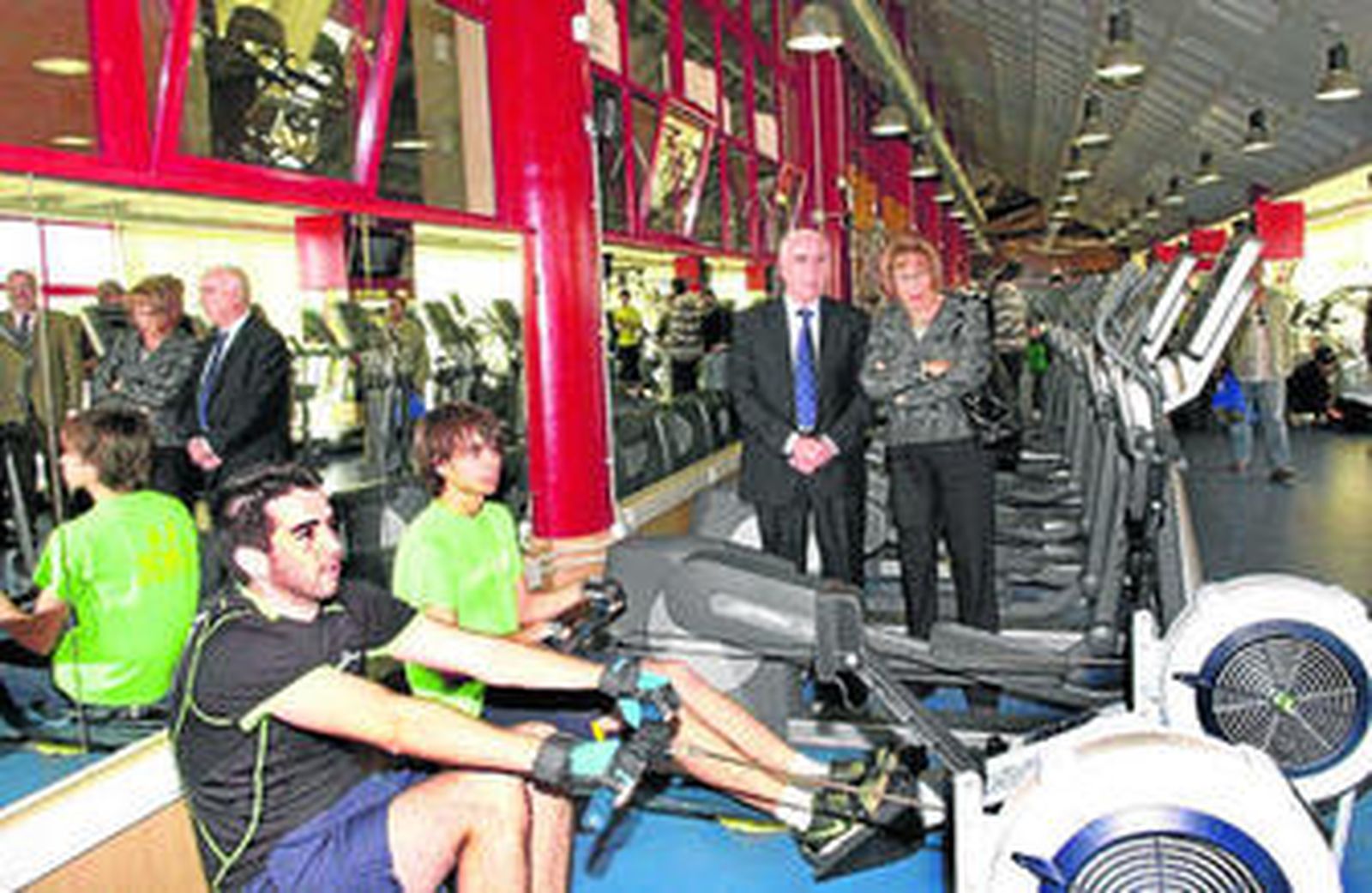 El consejero Luciano Alonso, junto a la rectora de la UMA Adelaida de la Calle.