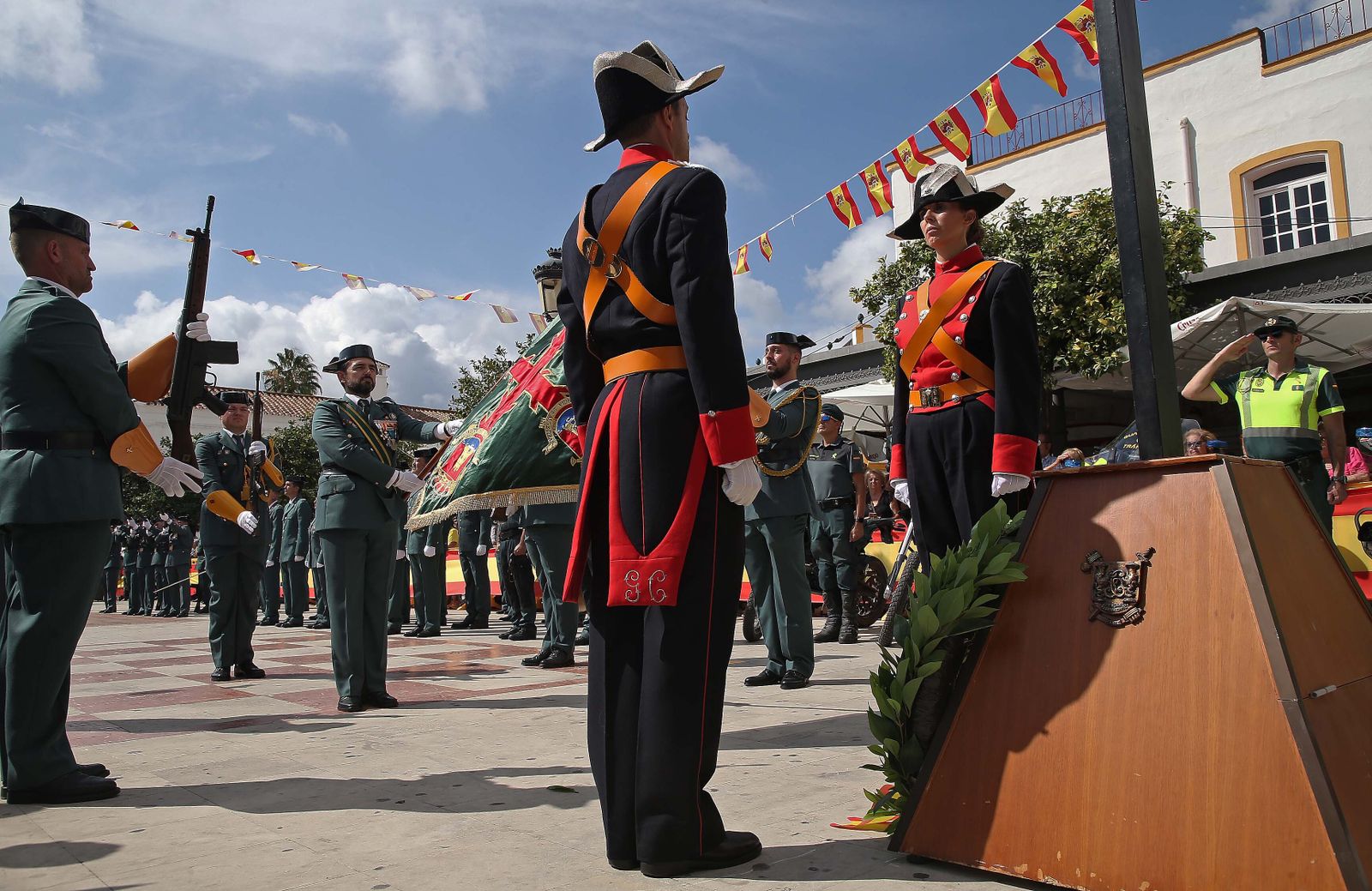 Fotos de la celebración de la Virgen del Pilar en Los Barrios