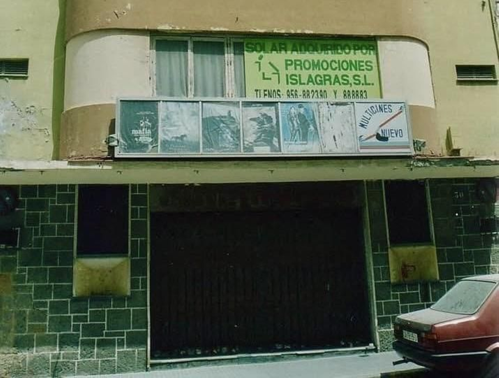 Por eso cada noche estoy penene, desde antes de las 9, metío en el cine Nuevo