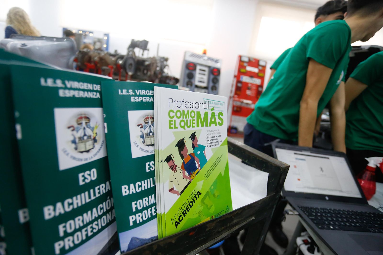Las fotos de la XIII Feria de Ciclos Formativos Campo de Gibraltar en el Palacio de Congresos de La Línea