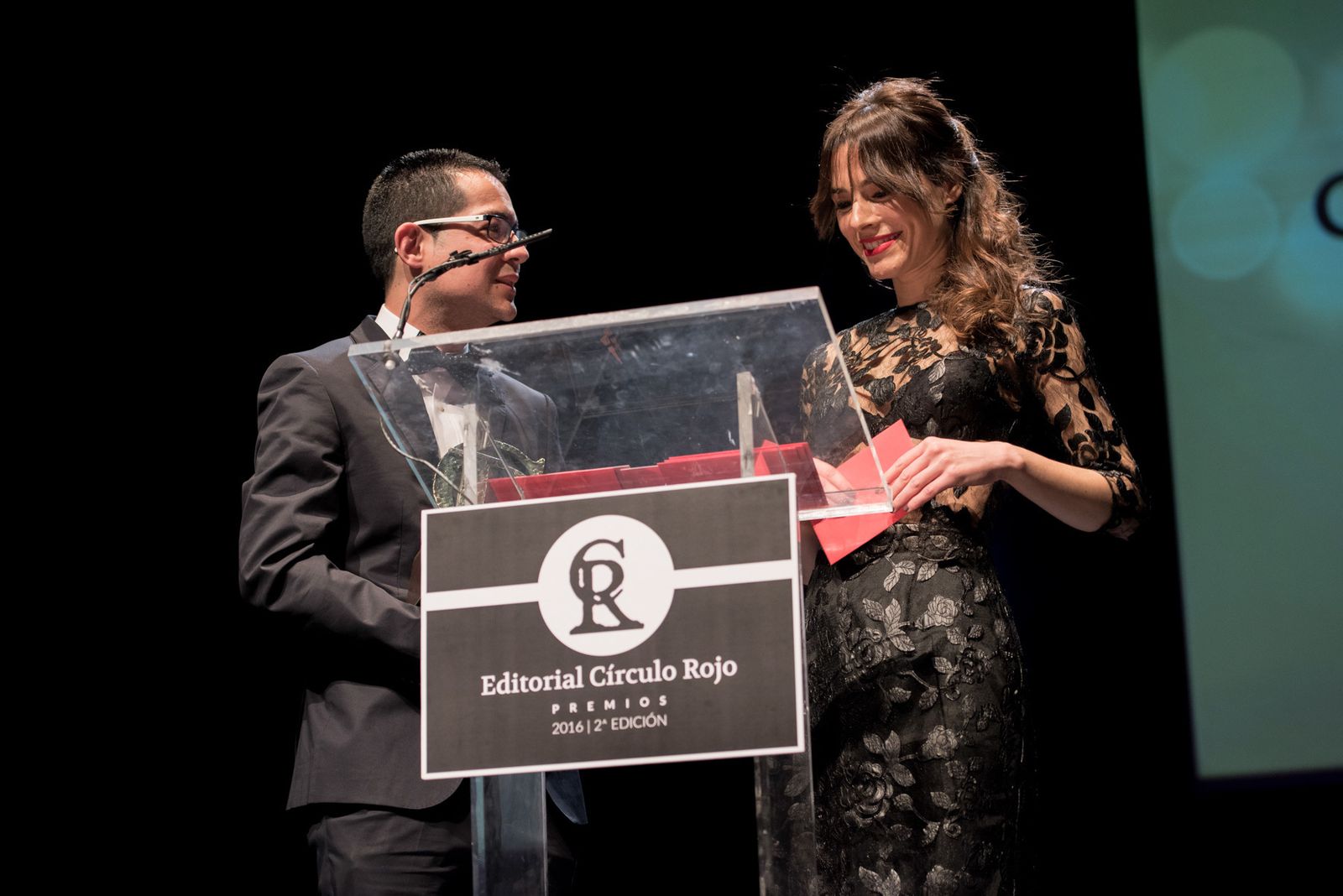 Alberto Cerezuela con la actriz Begoña Maestre durante la gala del año pasado.