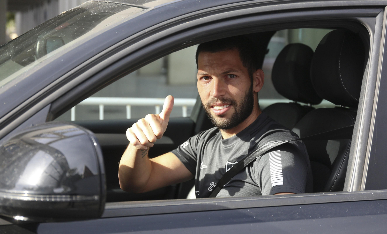 Dani Pacheco ya habla como jugador del UD Logroñés