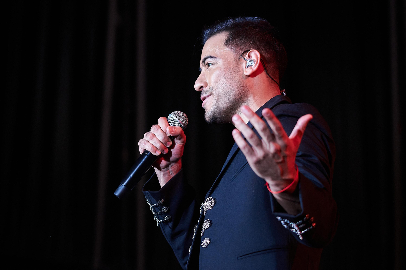 Las fotos del concierto de Carlos Rivera en La Maestranza de Sevilla