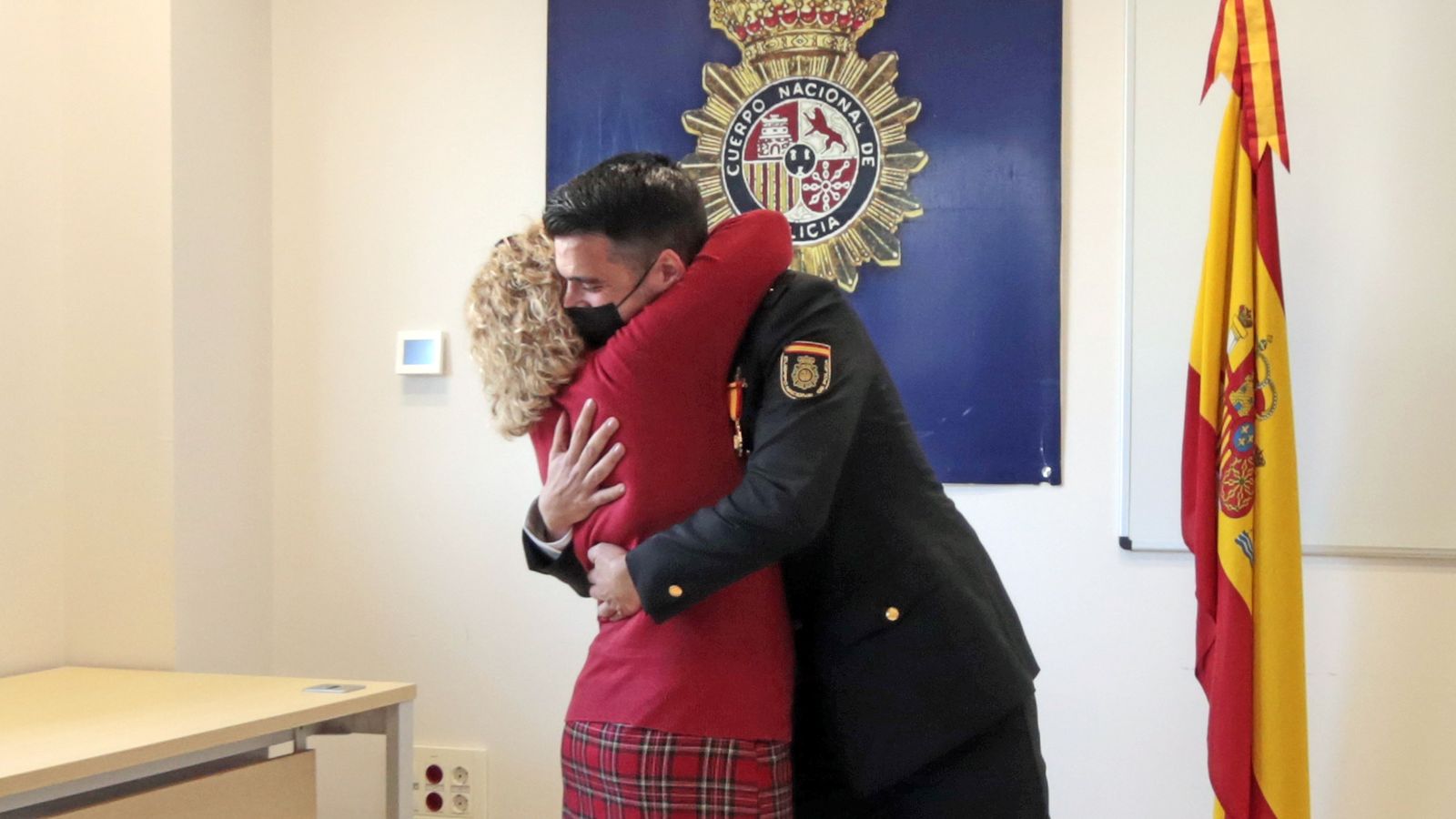 Medallas de Santo Angel en la comisaria de Jerez