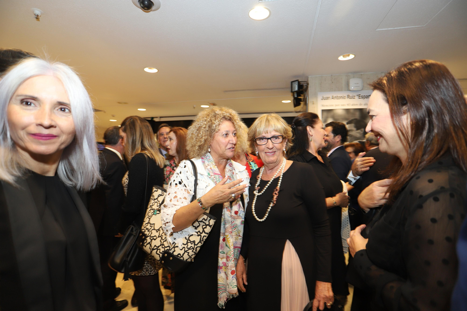 Imágenes  de la recepción en los premios taurinos El Cabezo