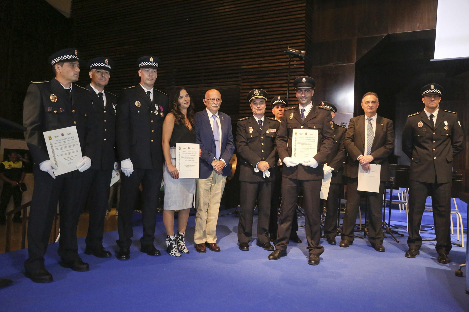 Reconocimientos de la Policía Local en la celebración de su día.