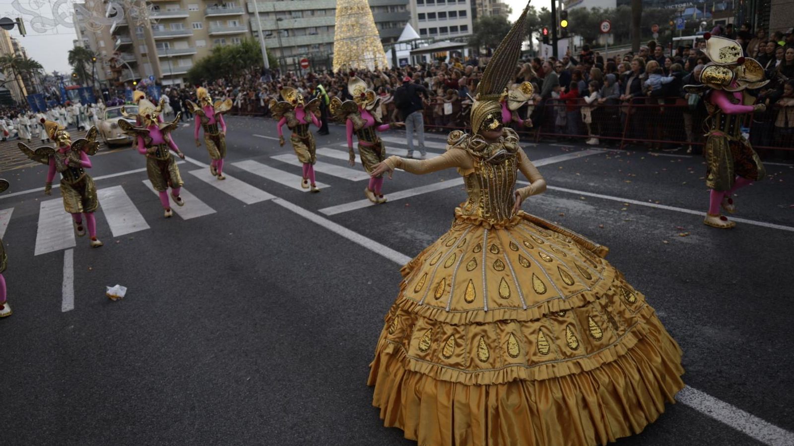 Todas las imágenes de SS.MM. los Reyes Magos en Cádiz: Visitas, cabalgata, horarios y recorrido