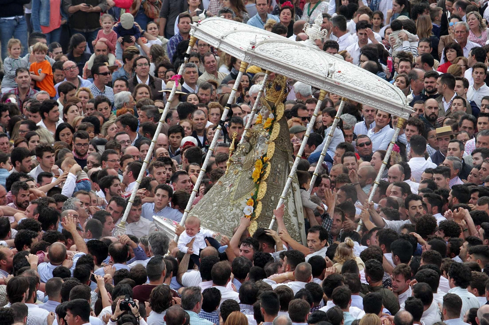 El Lunes de Pentecostés en imágenes