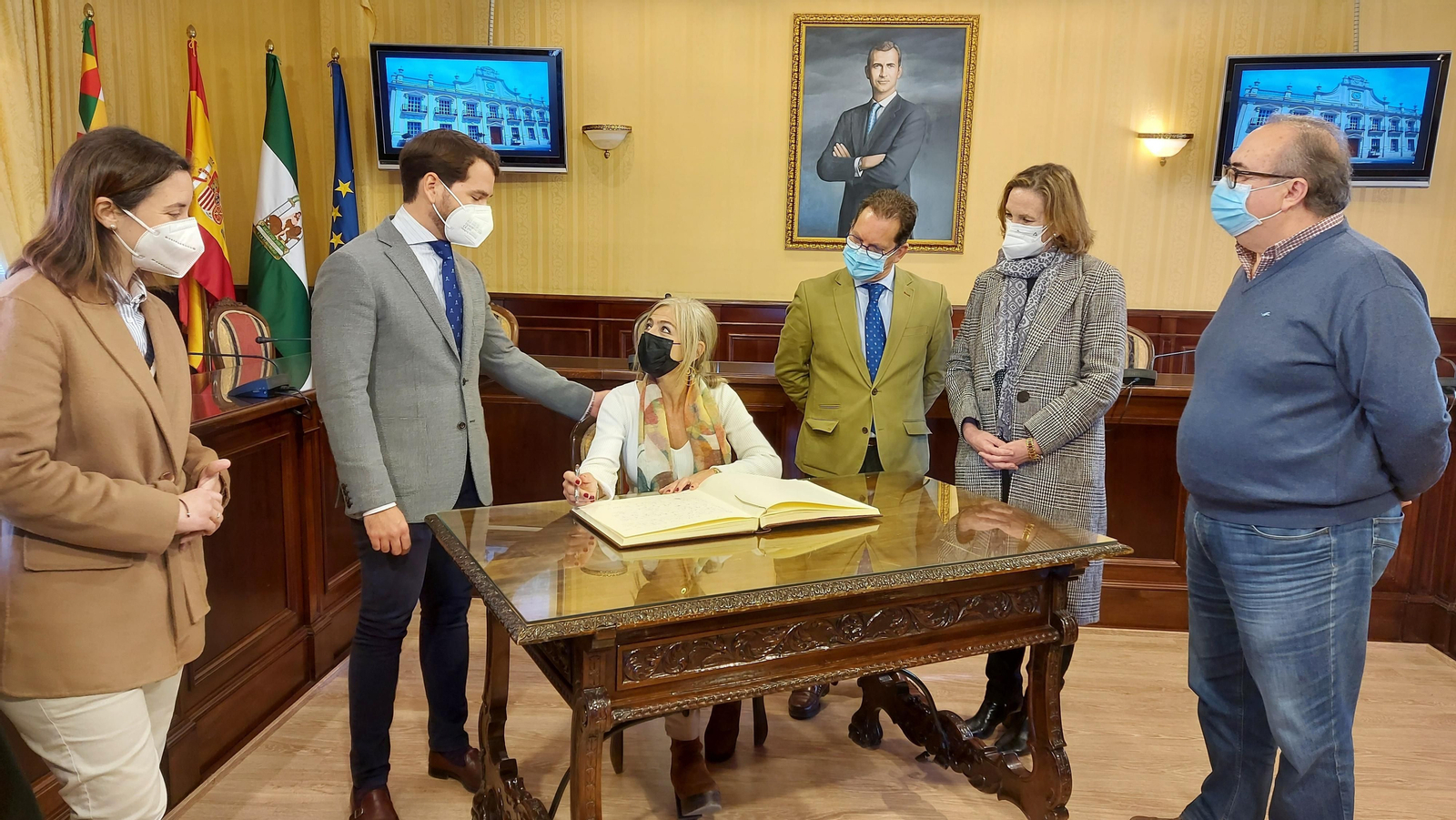 La consejera de Cultura y Patrimonio Histórico, Patricia del Pozo, en Cabra.