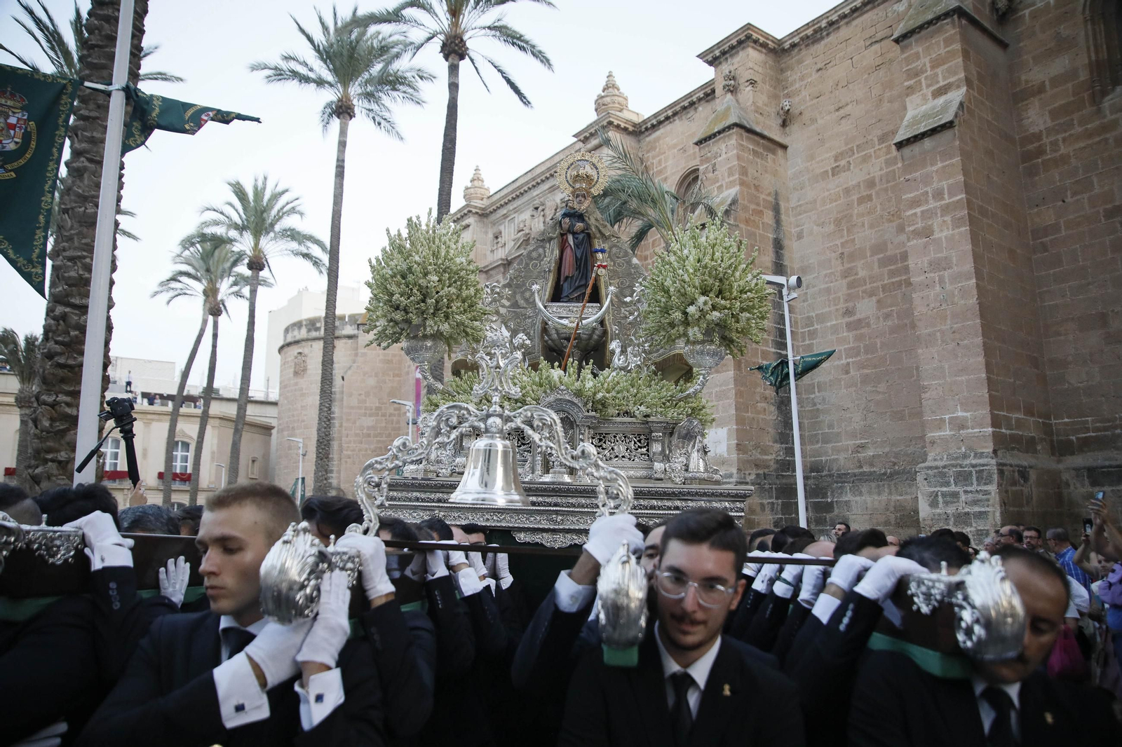 Las mejores imágenes de la procesión Stma. Virgen del Mar, acompañada por San Indalecio