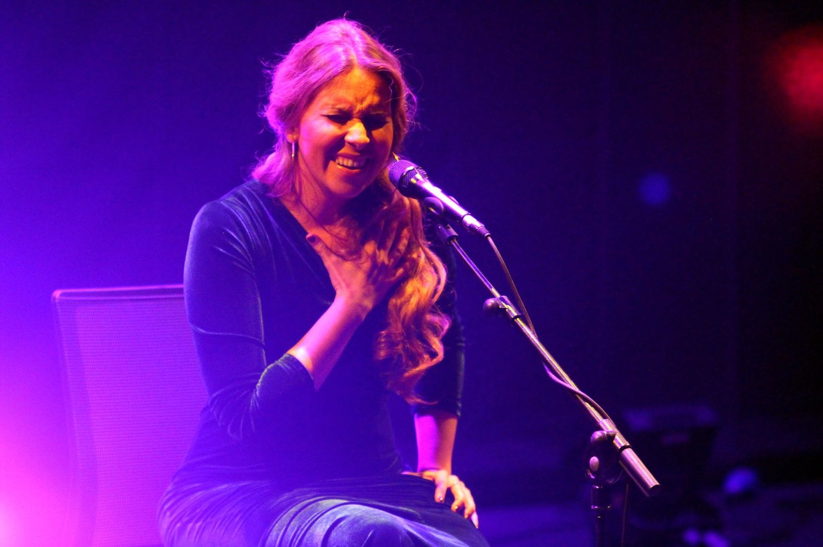 La actuación de Rocío Márquez en el nuevo Auditorio de la Universidad de Huelva, en imágenes