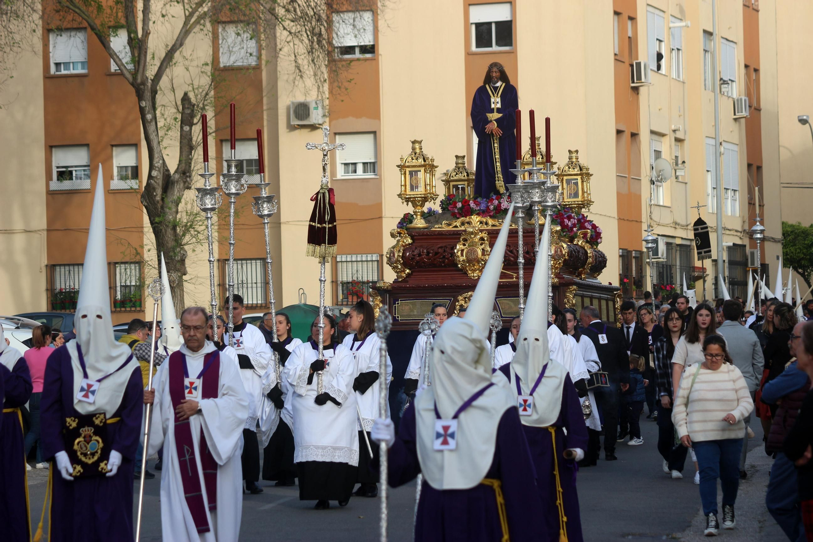 Las imágenes del Jueves Santo en Puerto Real 2023: Medinaceli