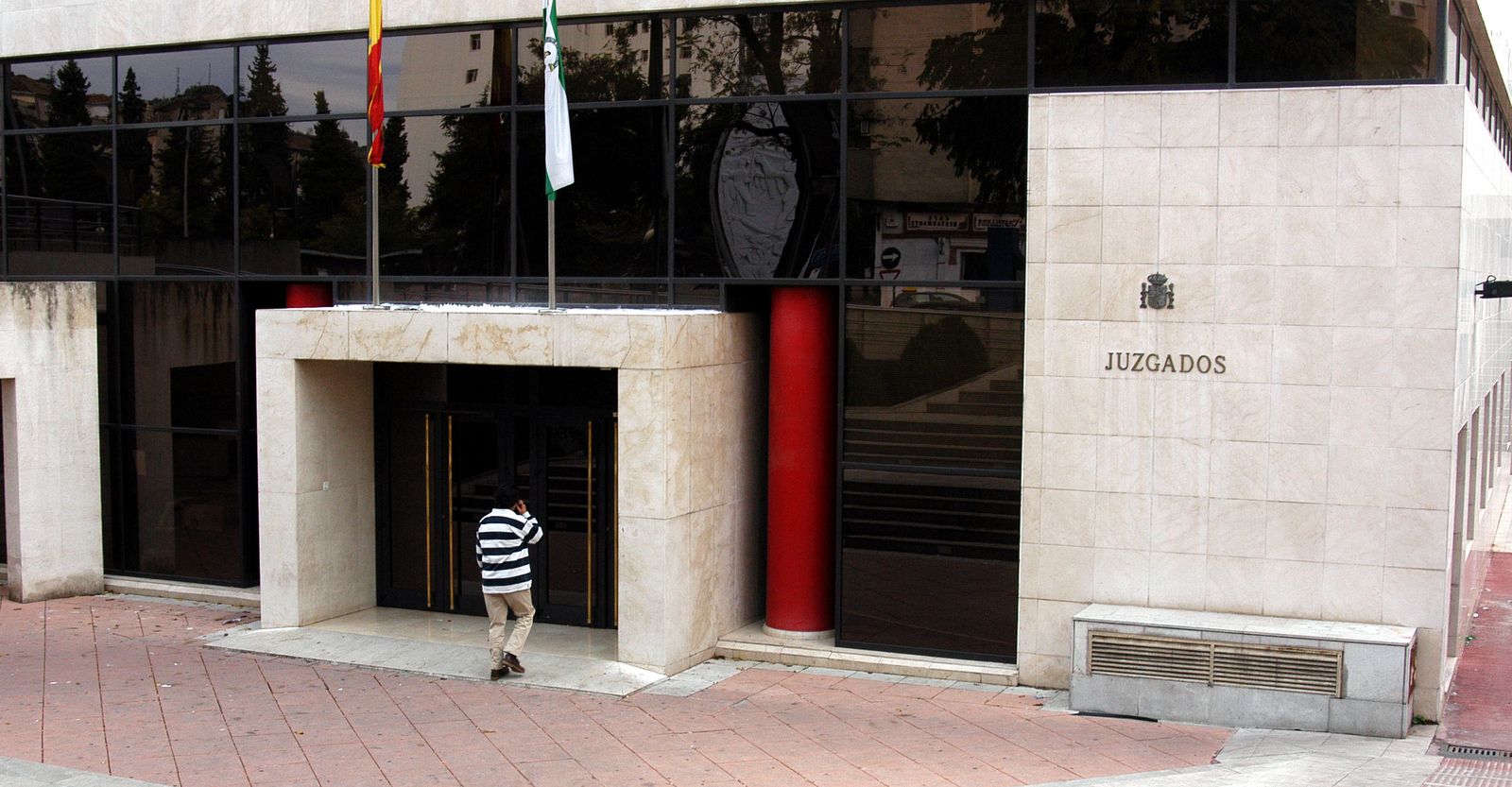 Imagen de archivo del edificio de juzgados de La Caleta en Granada