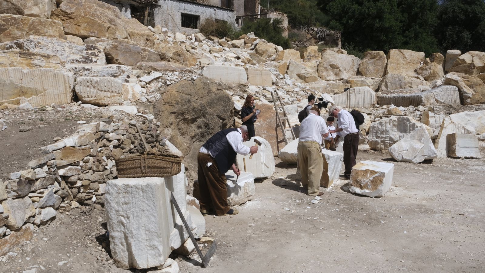 Imágenes de la recreación histórica Canteros y Caciques de Macael