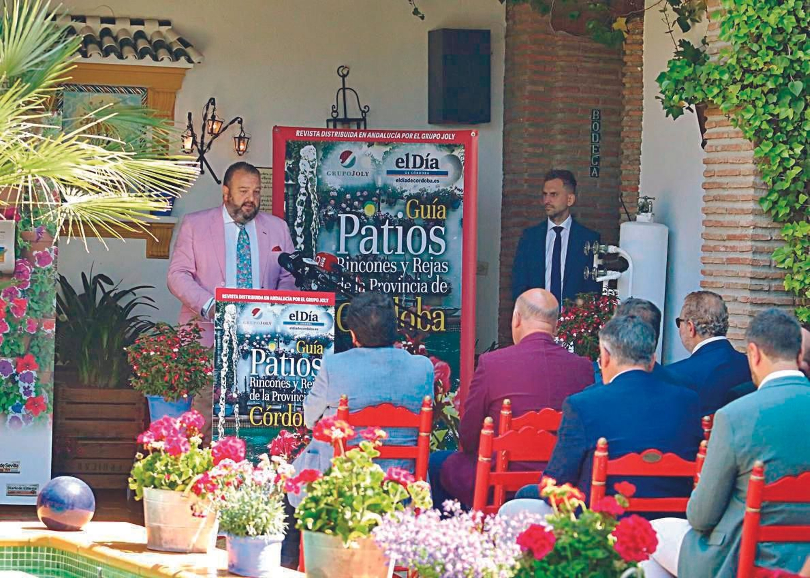 Anselmo Córdoba en la presentación de la Guía en el Patio con Duende.