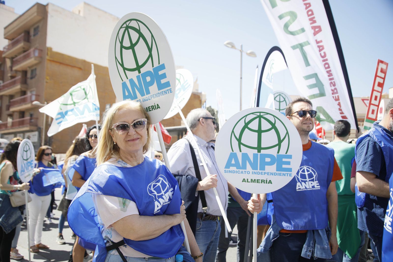 Las imágenes de la HUELGA DOCENTE de Almería
