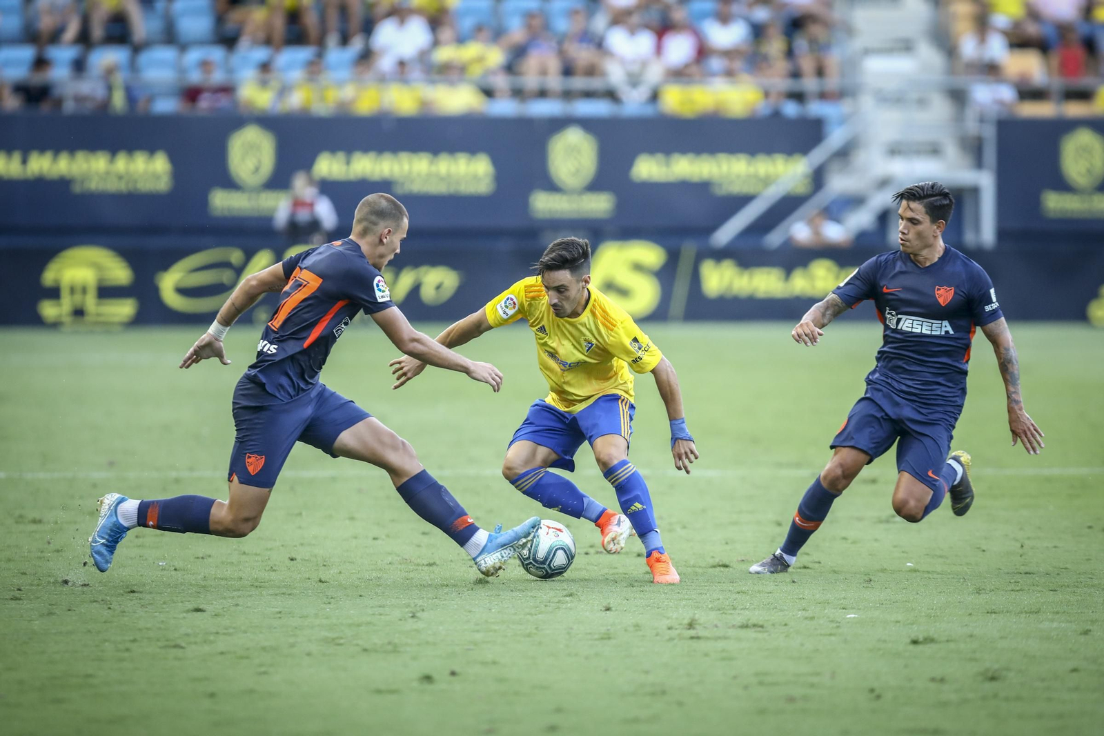 Partido de presentación entre el Cádiz CF y el Málaga CF en imágenes Partido de presentación entre el Cádiz CF y el Málaga CF en imágenes