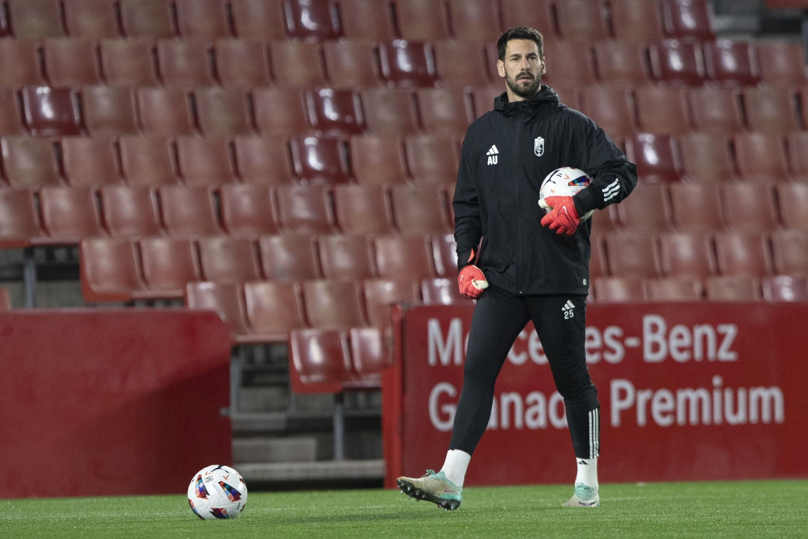Así fue el primer entrenamiento de José Ramón Sandoval en el Granada CF