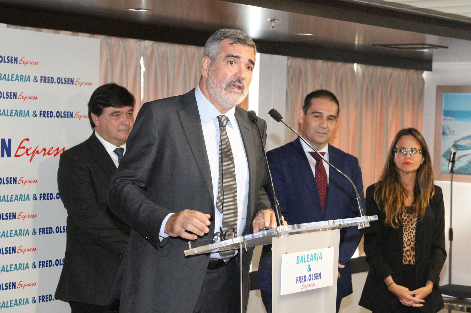 Balearia,  Fred Olsen y el Puerto de Huelva presentan la nueva línea entre Huelva y Canarias, en imágenes