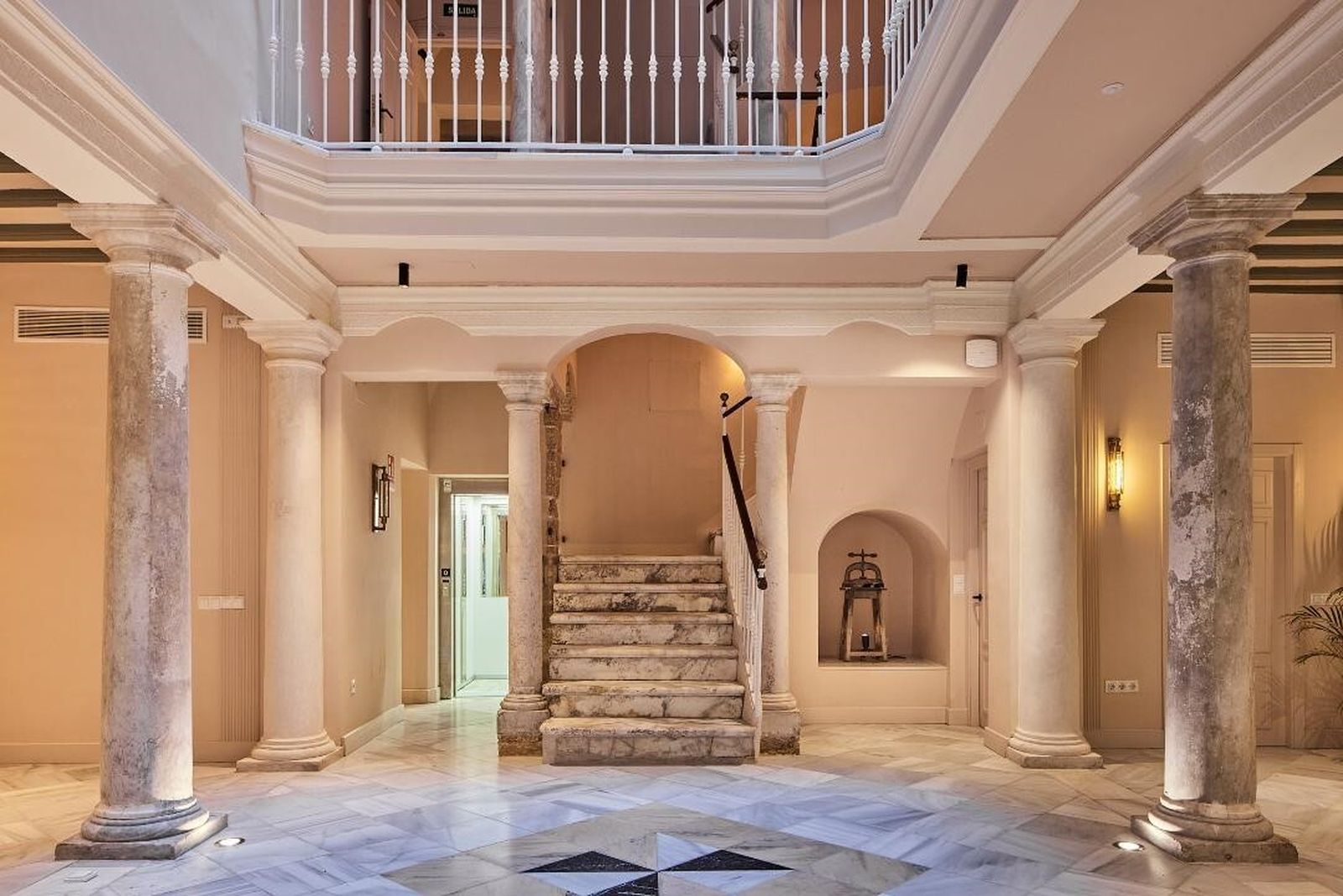 Edificio Cristóbal Colón