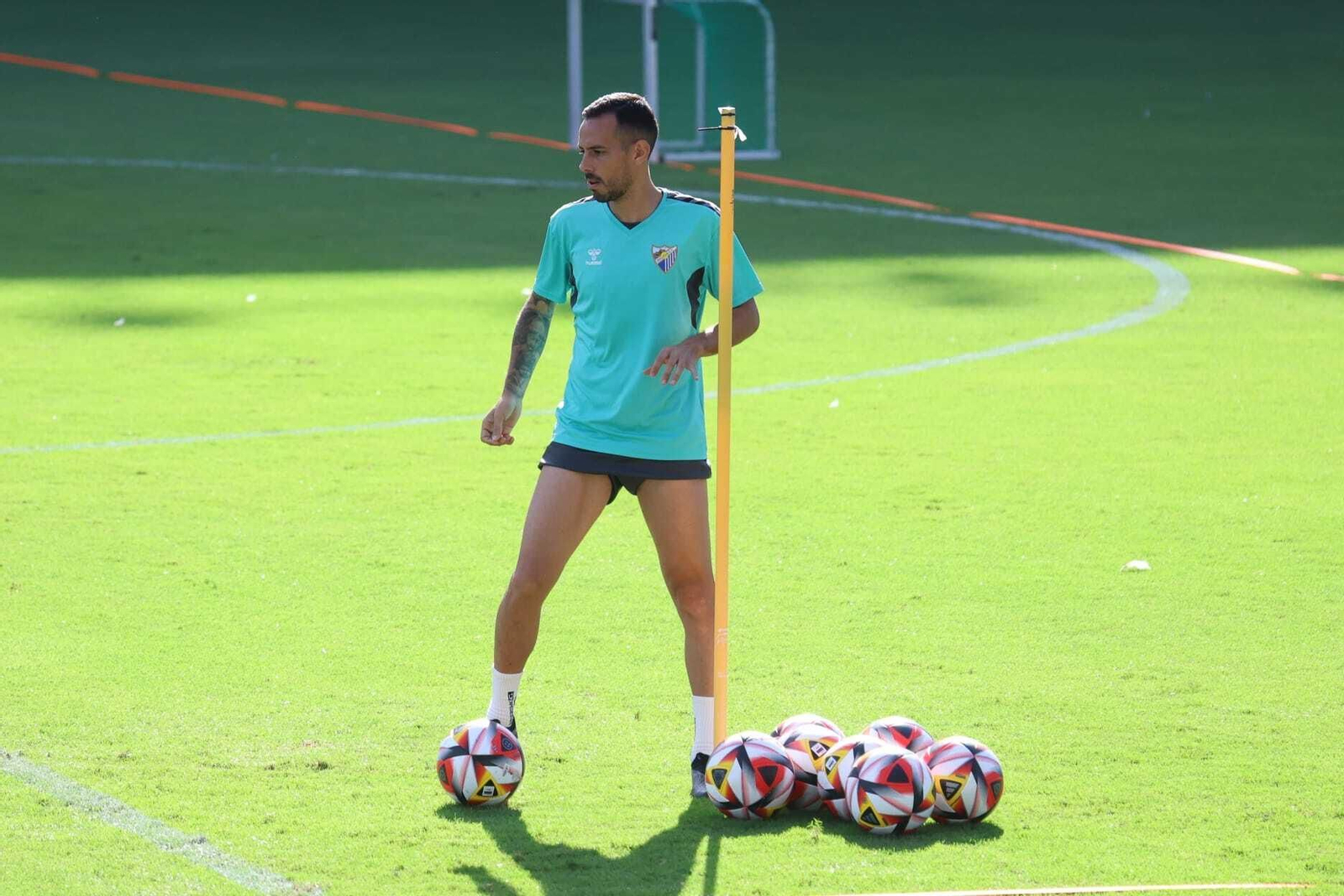 Las imágenes del entrenamiento del Málaga en La Rosaleda Las imágenes del entrenamiento del Málaga en La Rosaleda
