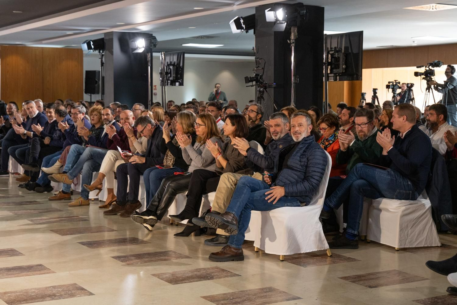 Las imágenes del comité director del PSOE en Jaén