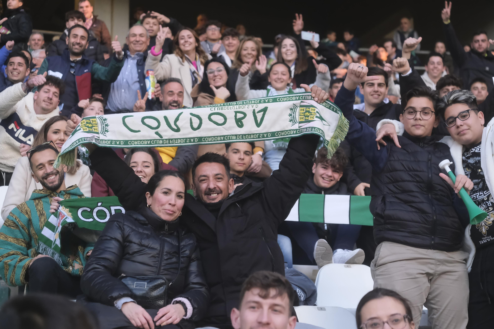 Córdoba CF - Real Madrid Castilla: Las fotos del ambiente en El Arcángel Córdoba CF - Real Madrid Castilla: Las fotos del ambiente en El Arcángel
