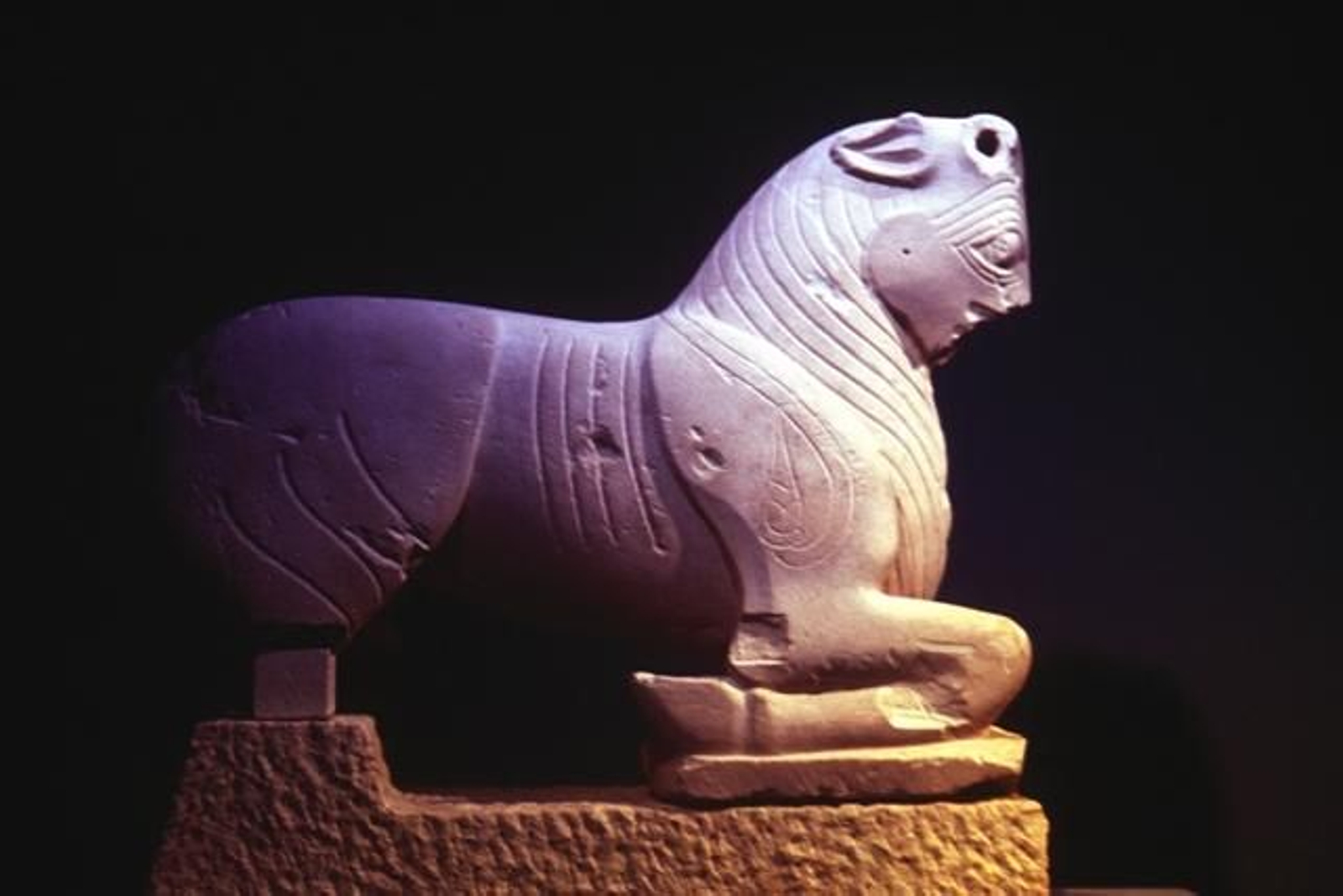 Escultura del Parque Arqueológico de Cerrillo Blanco, de Porcuna. parque-arqueologico-cerrillo-blanco.jpeg