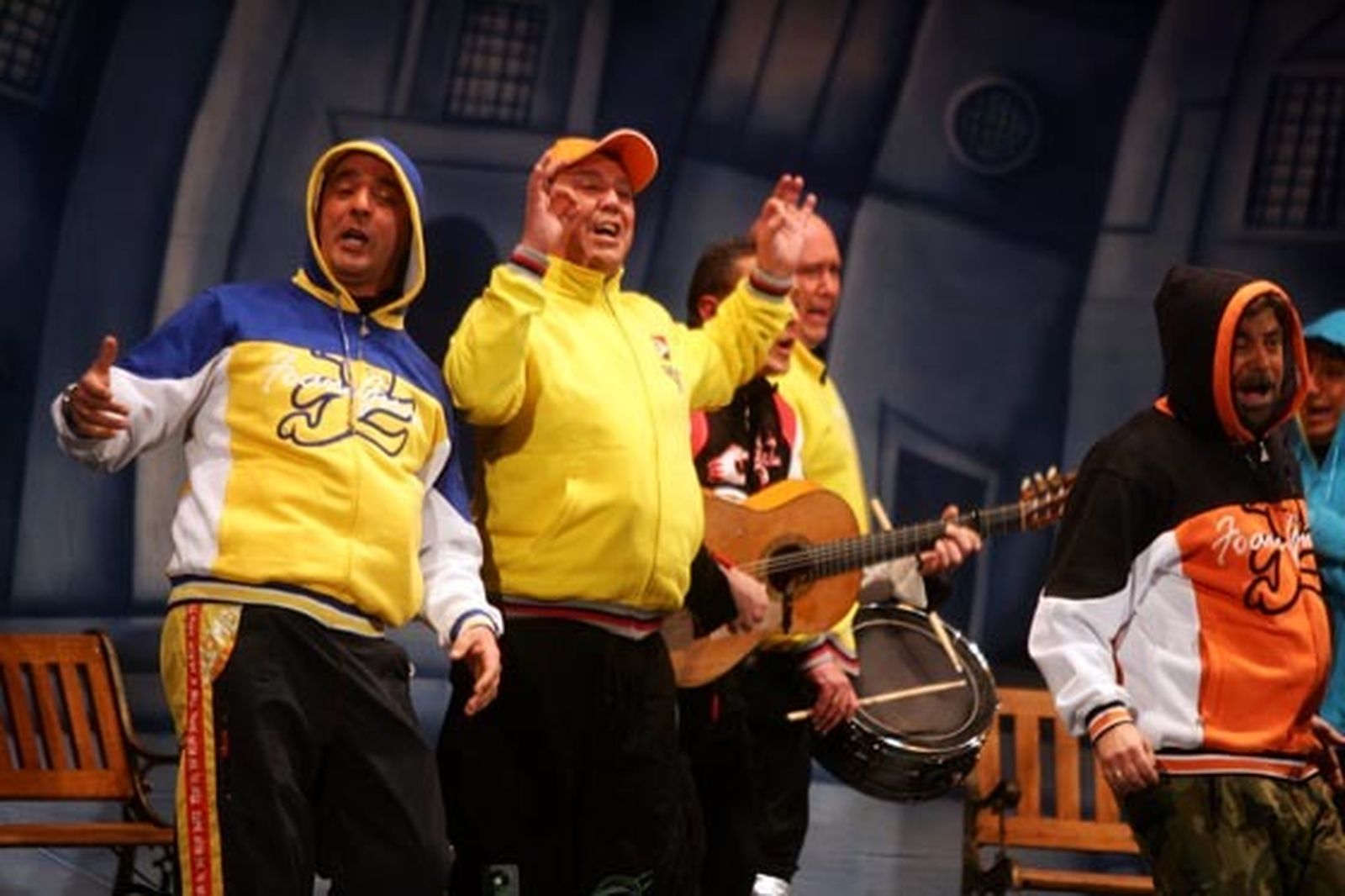 La chirigota del 'Love' mantiene el interés hasta el final