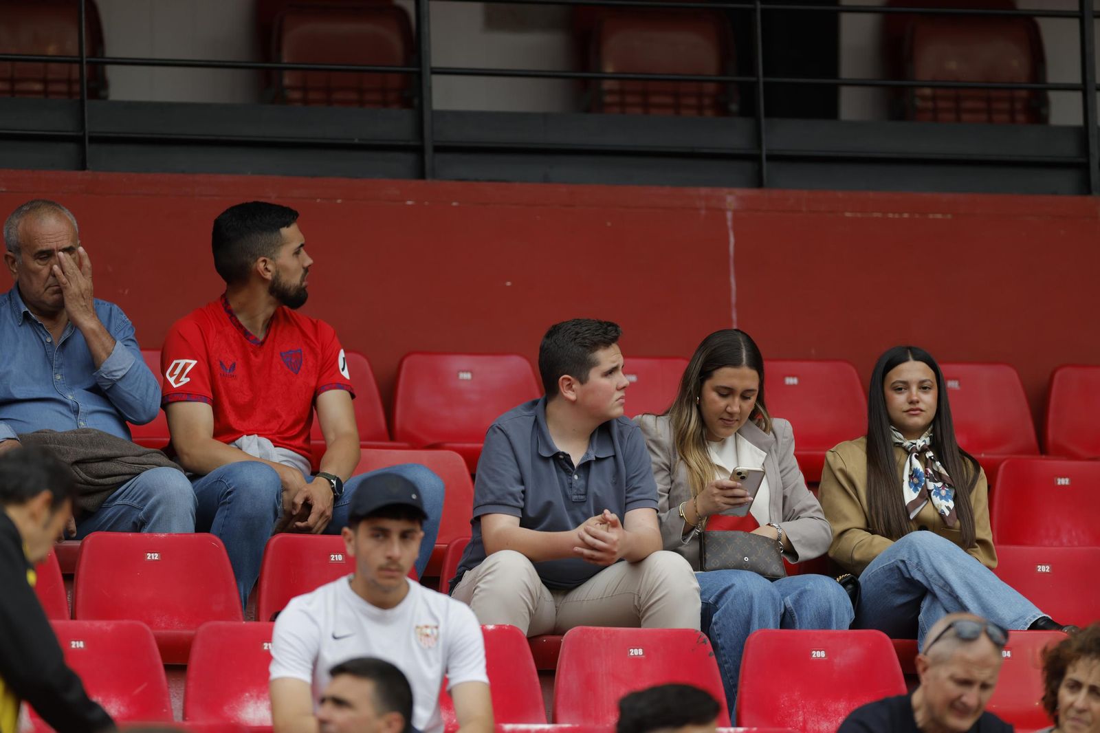 Búscate en las fotos del Sevilla FC - Leganés