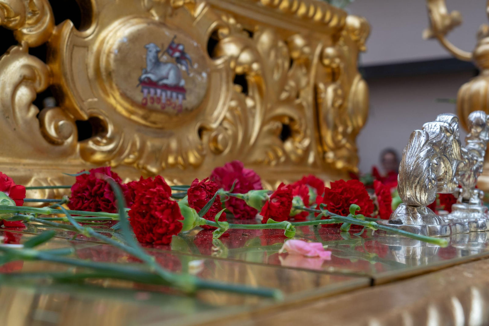 Imágenes del traslado del Cristo del Amor a la Concepción