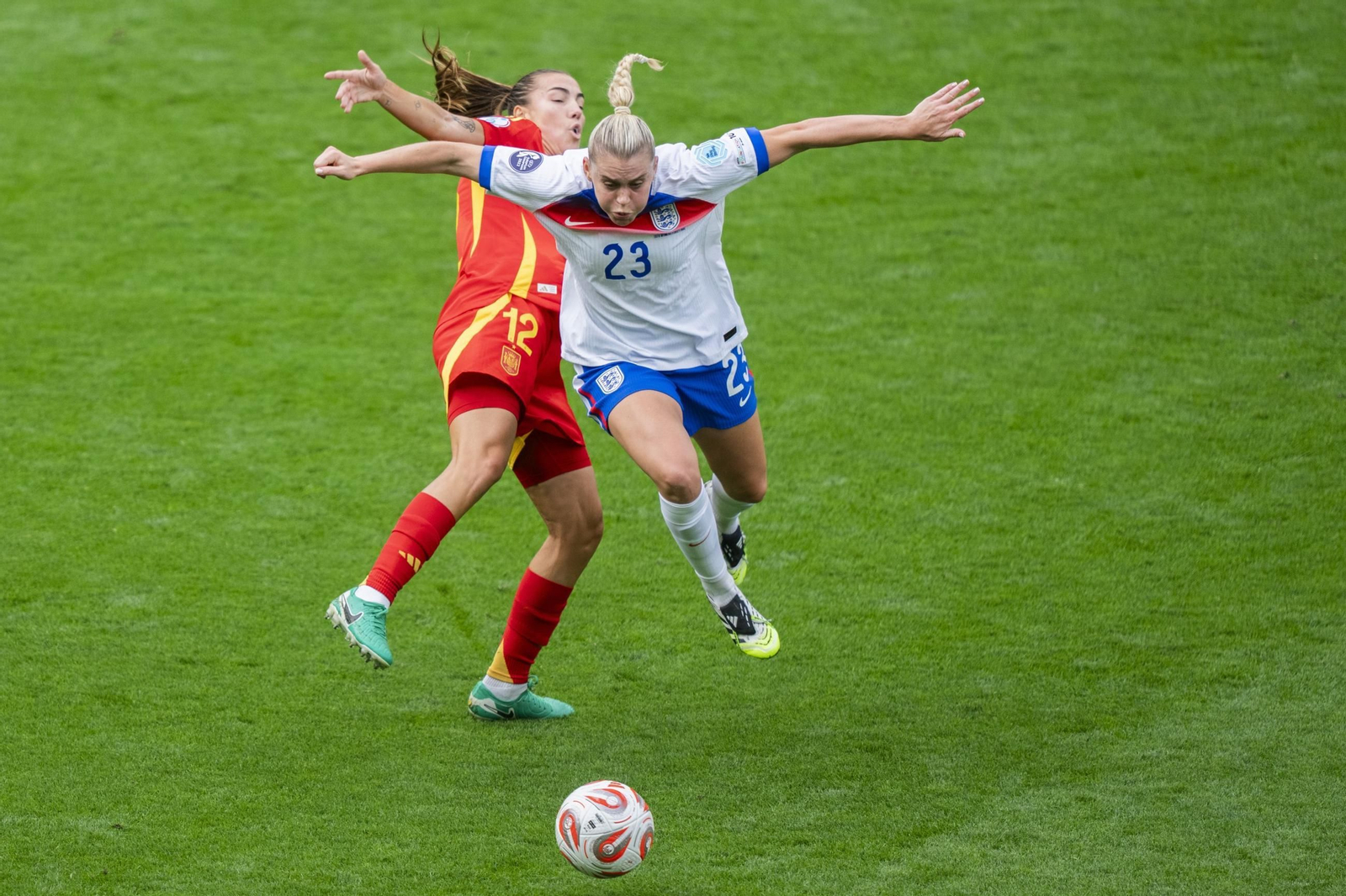 Las mejores imágenes de la final España - Inglaterra de la Eurocopa femenina