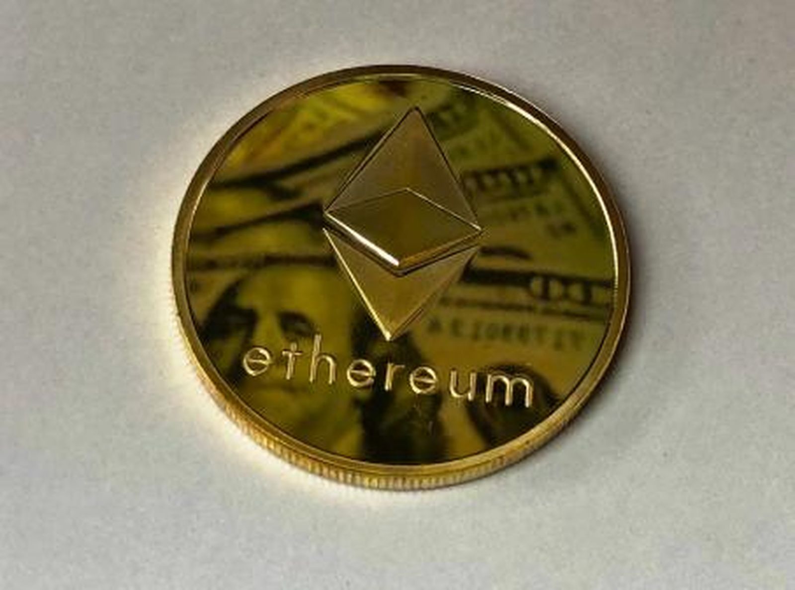 Rigmineria.com - La empresa Sevillana que destaca en la venta de Rigs de Minería para criptomonedas