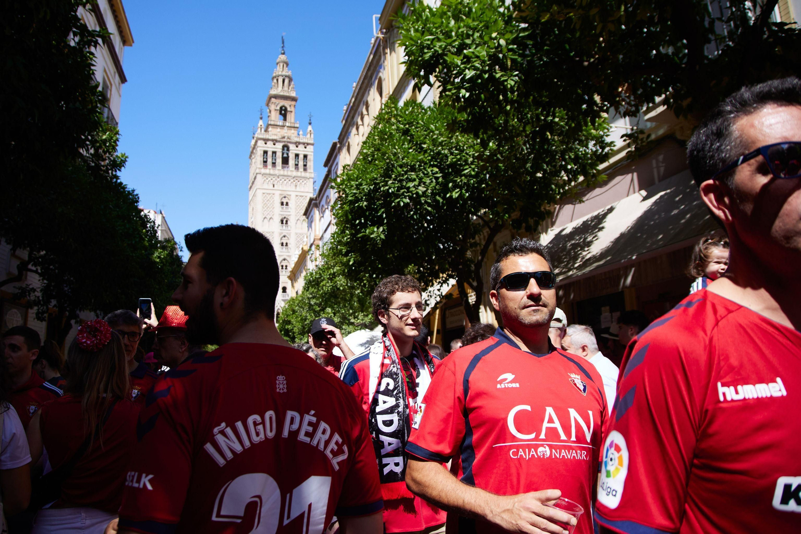 Las fotos de aficionados de Real Madrid y Osasuna el día de la final de Copa en Sevilla