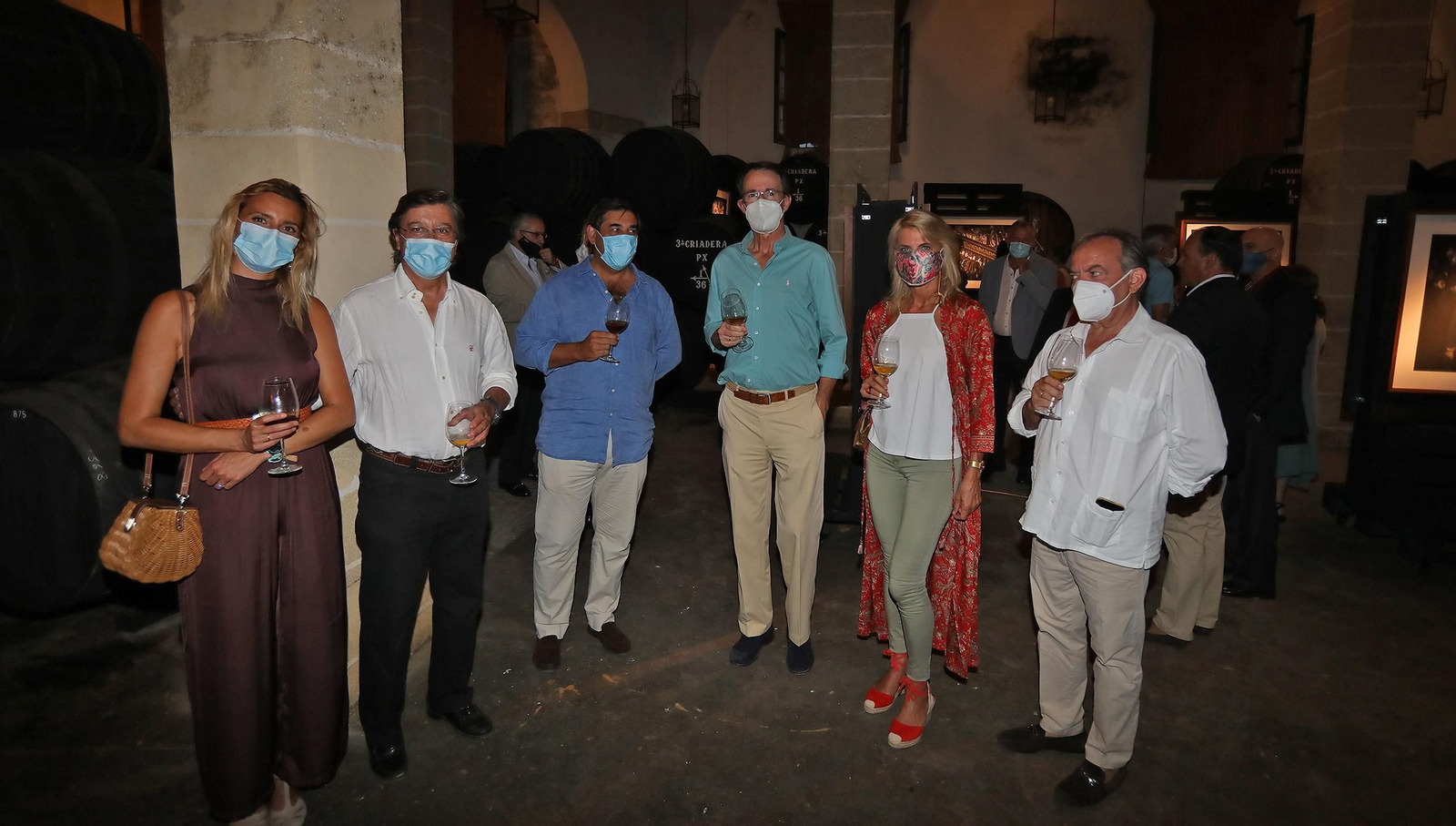 Pío Cabanillas inaugura 'Antigua' en bodegas Tradición