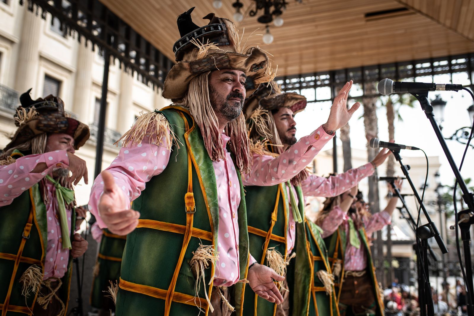 Imágenes de las actuaciones de carnaval en la Plaza de las Monjas
