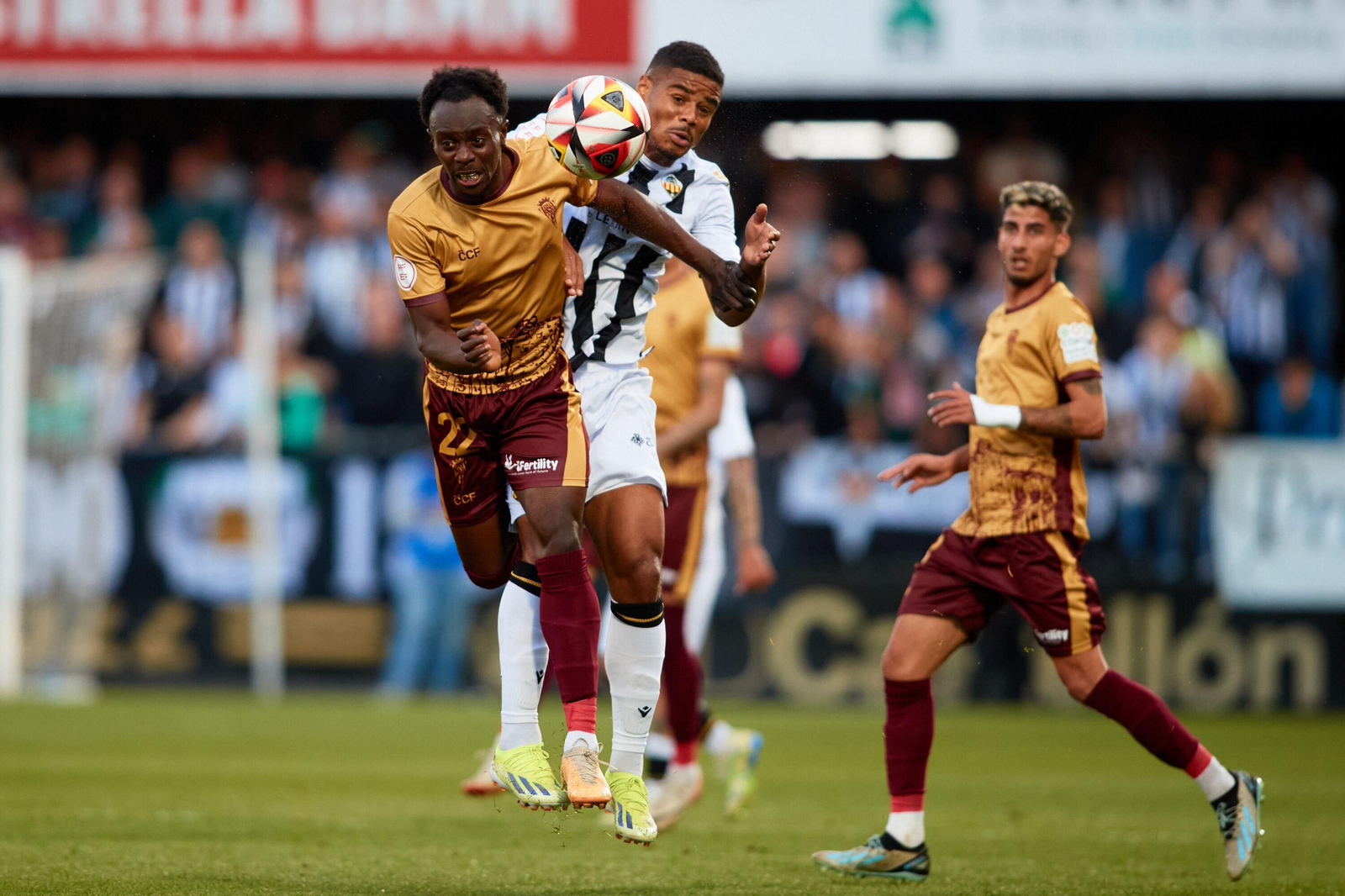 Las mejores fotos del ambiente en Castalia para el Castellón - Córdoba CF