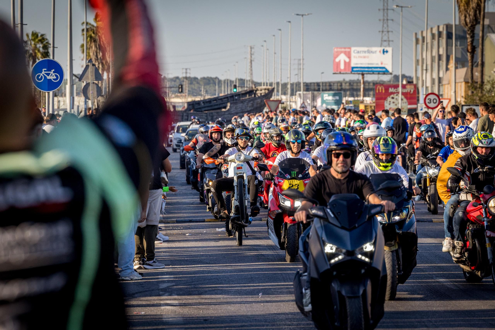 Las imágenes del sábado de Motorada en El Puerto por el Gran Premio de Motociclismo de Jerez 2025