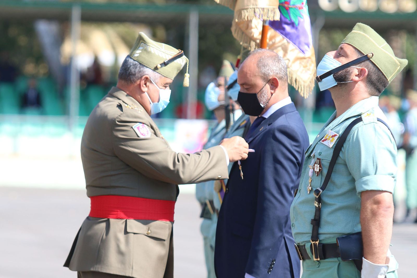 Fotogalería El Jefe del Estado Mayor del Ejército preside el acto conmemorativo del CI aniversario de La Legión
