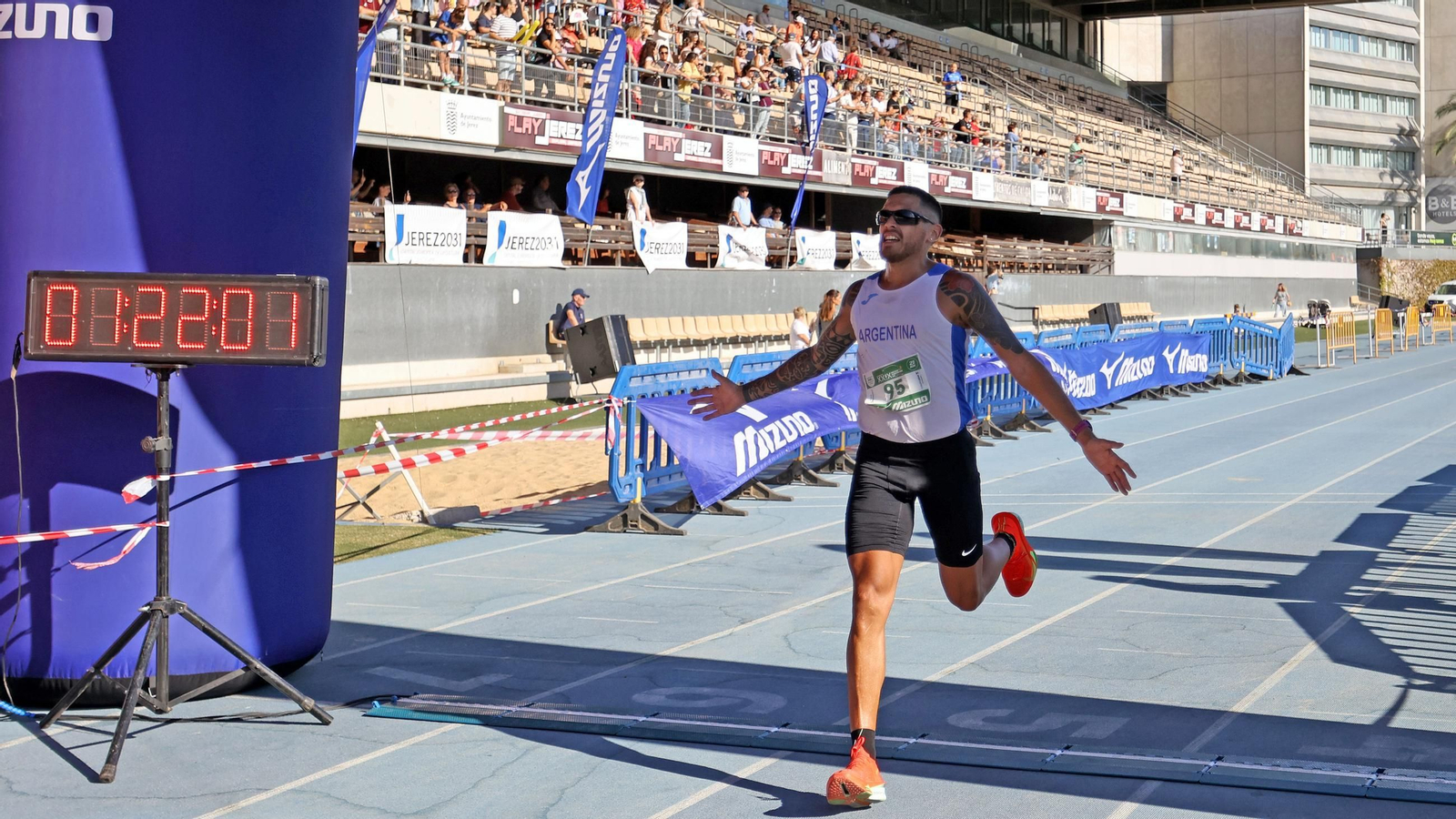 Búscate en la Media Maratón de Jerez 2025 (6)