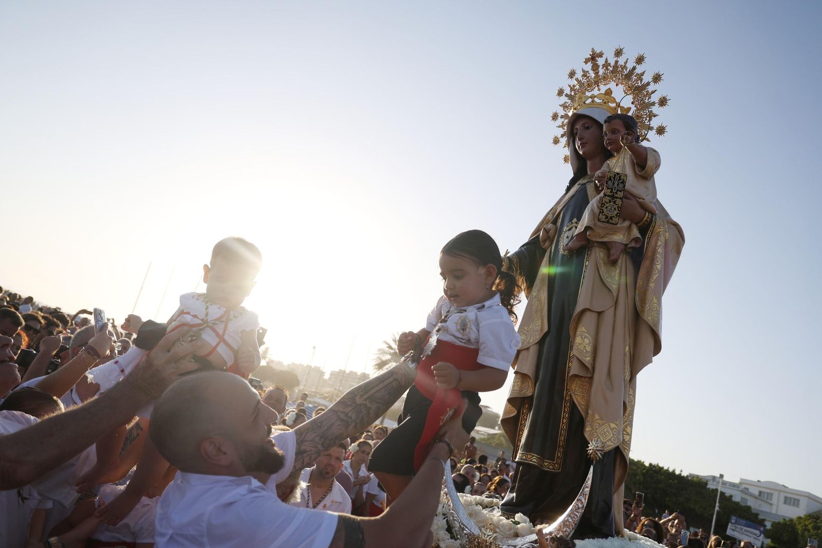La procesión de la Virgen del Carmen en El Palo, en Málaga, en imágenes