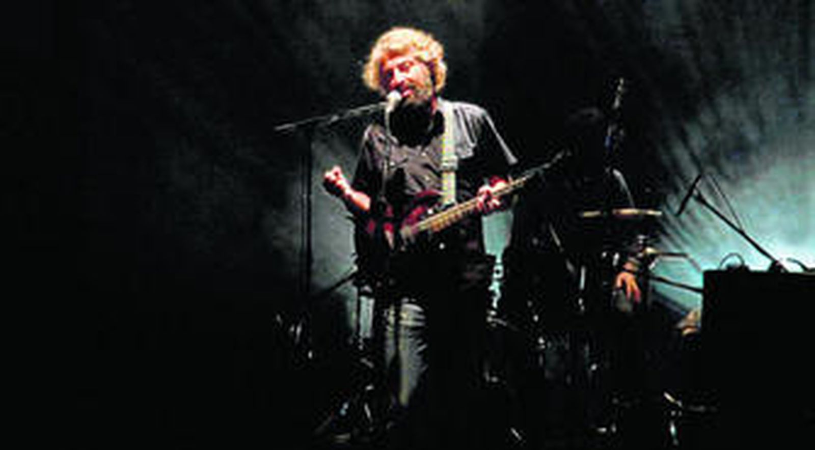 Antonio Luque, Sr. Chinarro, el pasado año en directo sobre las tablas del Teatro Cánovas.