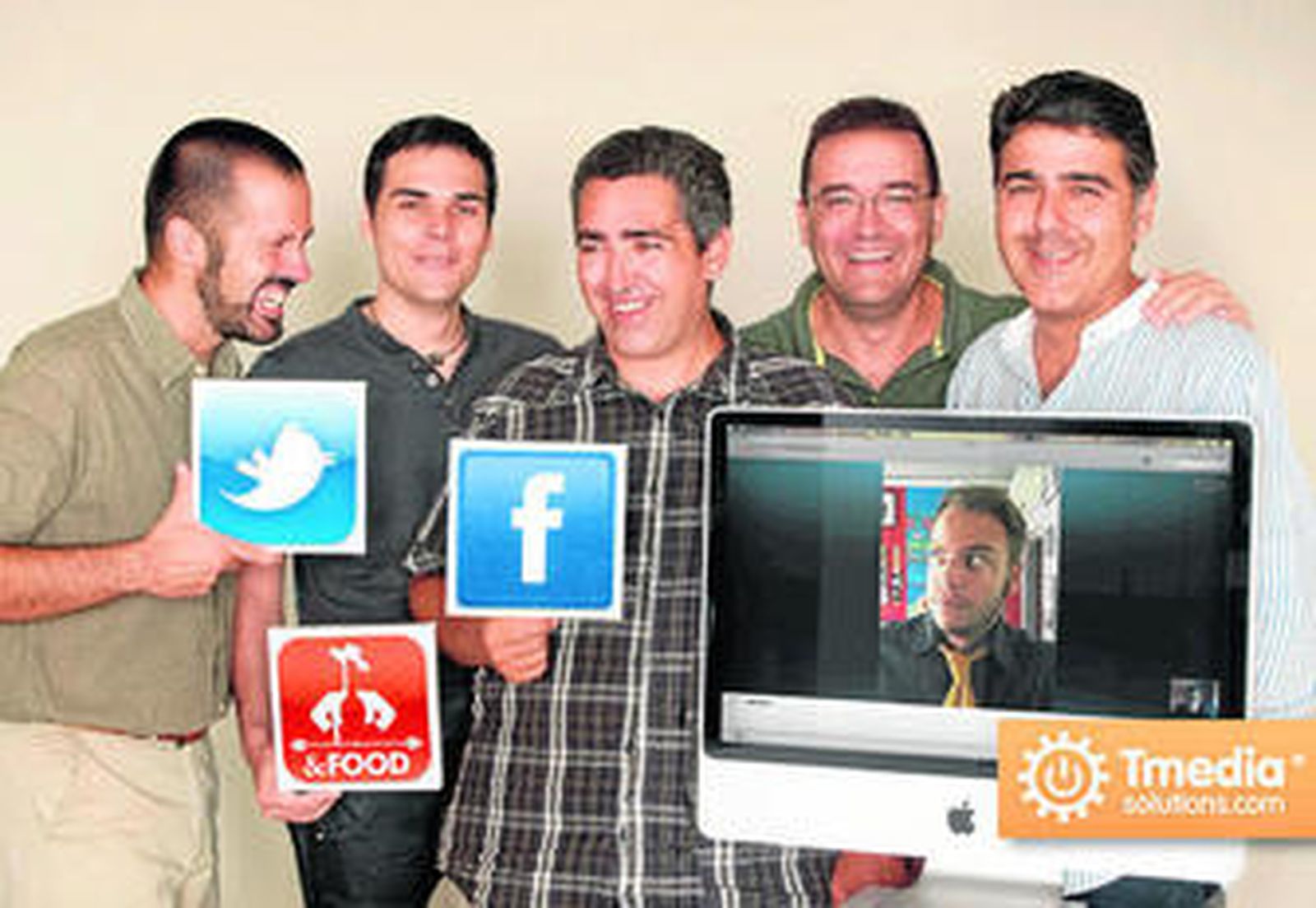 Algunos de los integrantes del equipo de TMedia Solutions, una empresa con sede en Puerto Real y Madrid.