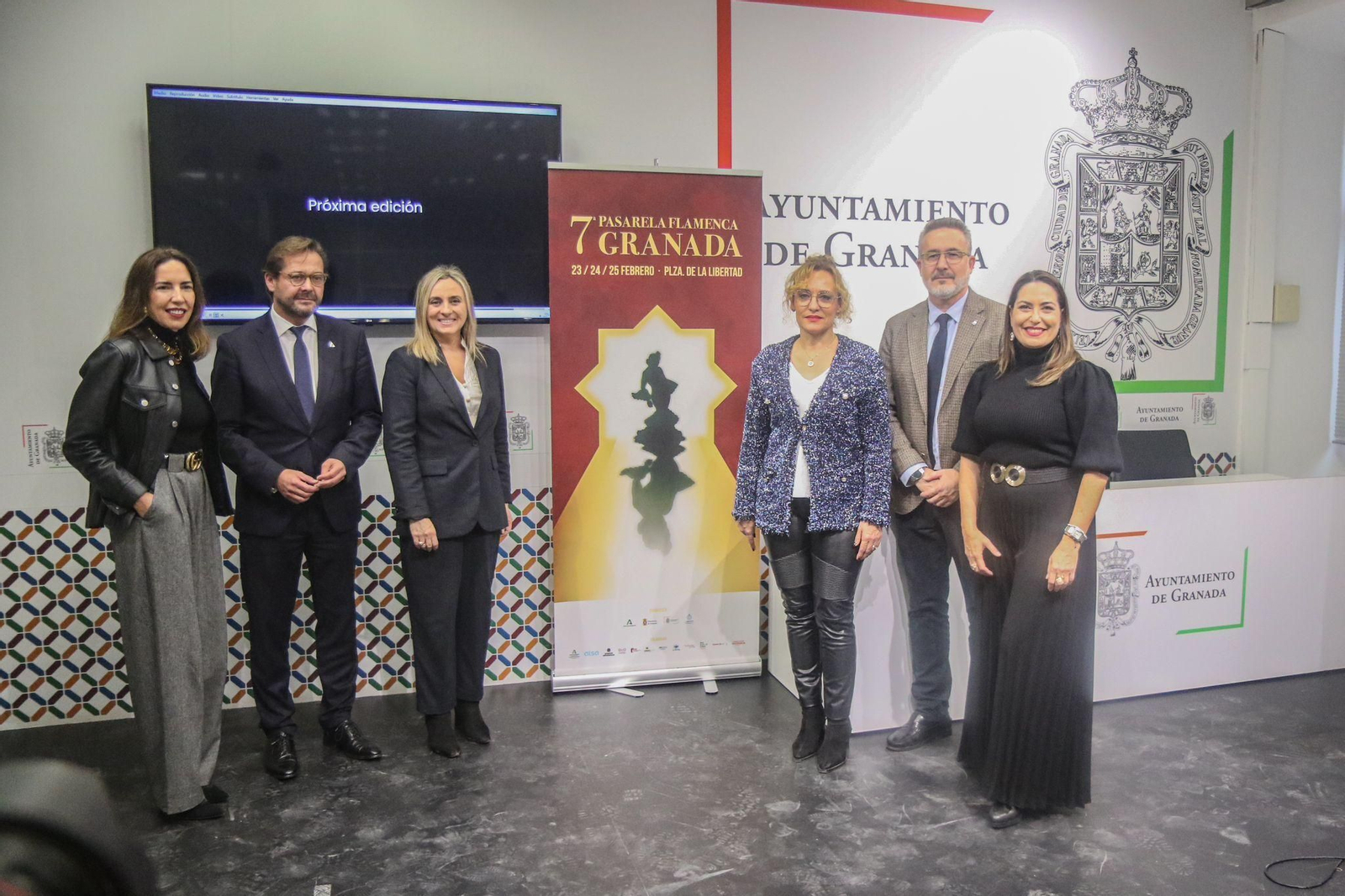 Delegado de la Junta, Antonio Granados, alcaldesa de Granada, Marifrán Carazo, diputada de Turismo, Marta Nievas y diputado de Fondos Europeos, Antonio Díaz, en la presentación de la séptima Pasarela Flamenca de Granada
