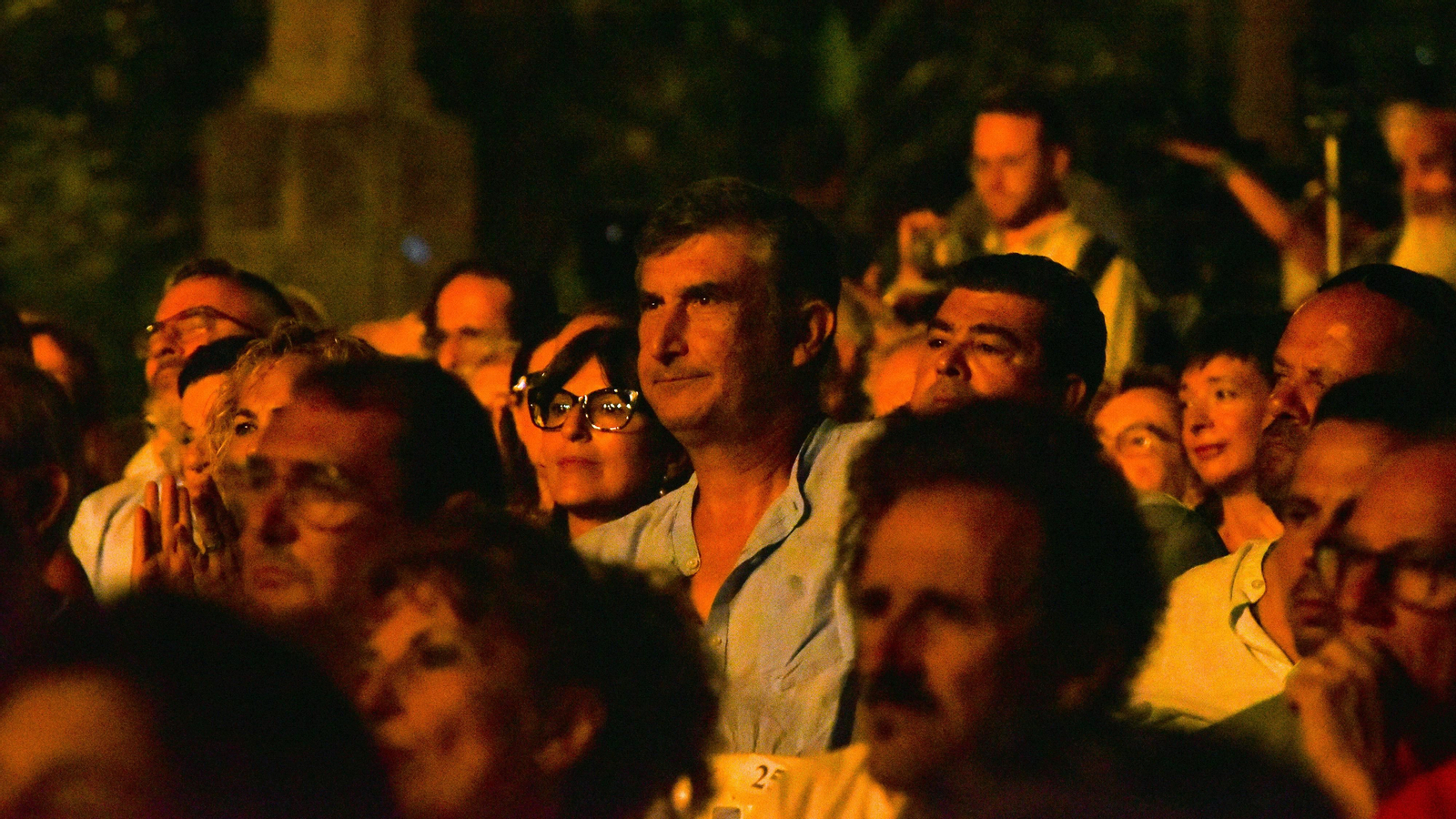 Búscate en la fotos del concierto de ' The Aralorak Project ' IX Encuentro Internacional de guitarra Paco de Lucía