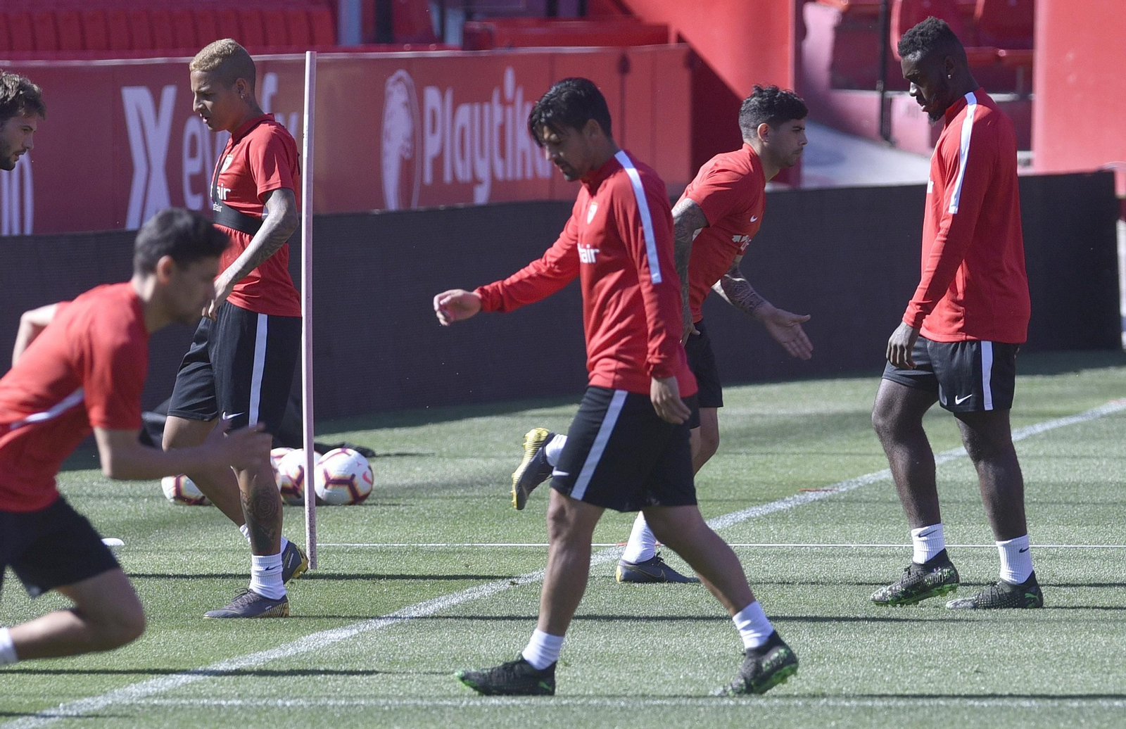 Nolito regresa para iniciar un ejercicio de explosividad en la sesión del estadio.