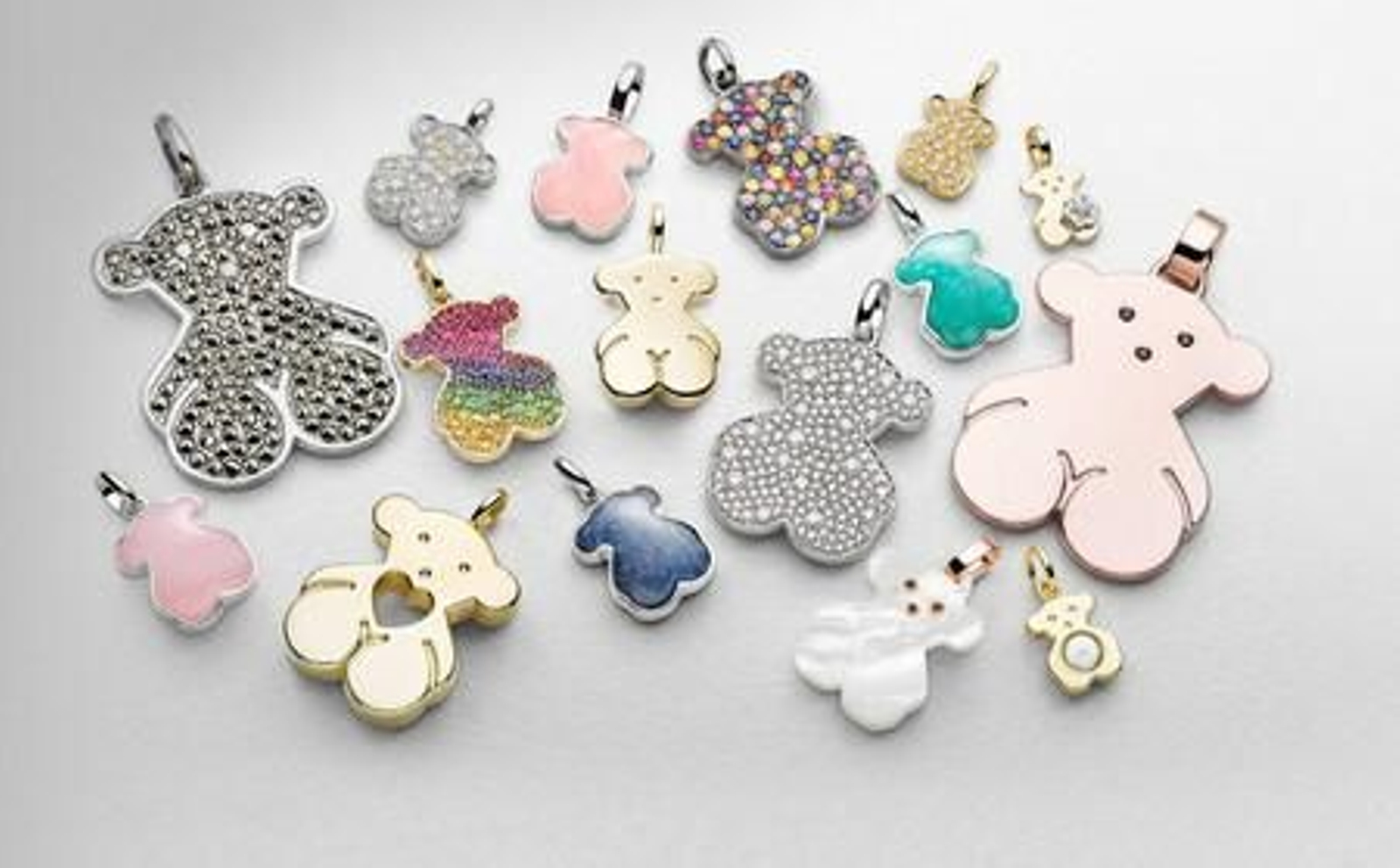 Algunos de los característicos osos de Tous