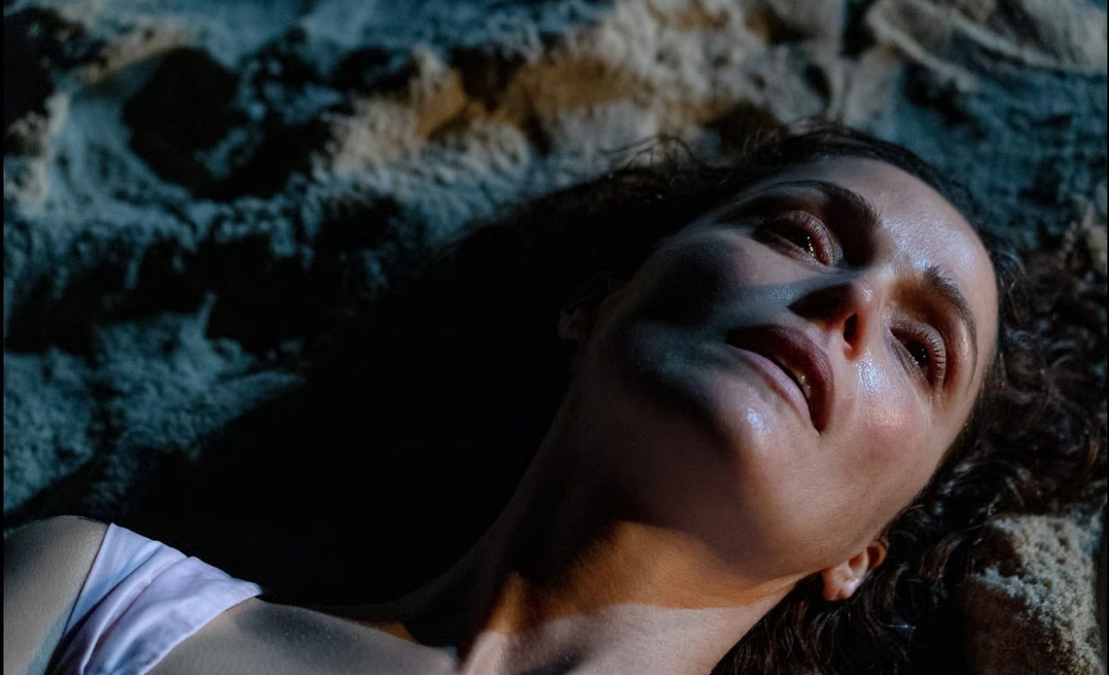 Rose Byrne, extenuada protagonista absoluta del filme.