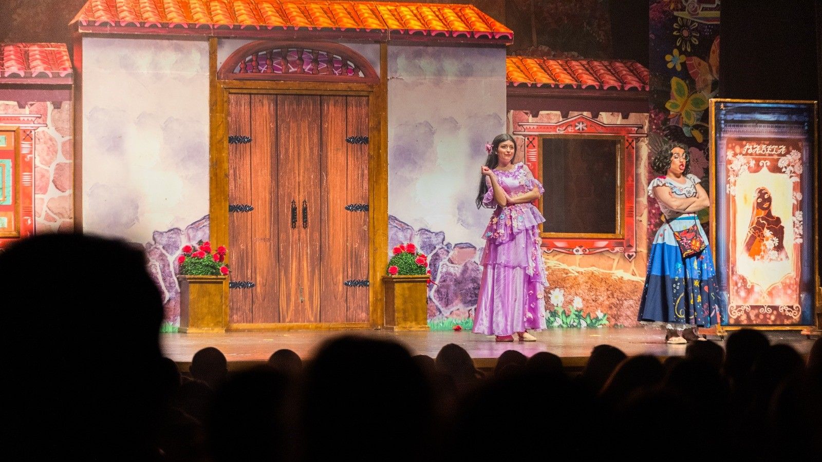 Representación del musical 'Encanto', en el Teatro de las Cortes de San Fernando