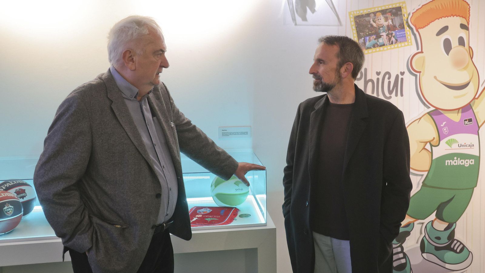 Boza Maljkovic y Joan Plaza dialogan. Boza Maljkovic y Joan Plaza dialogan.